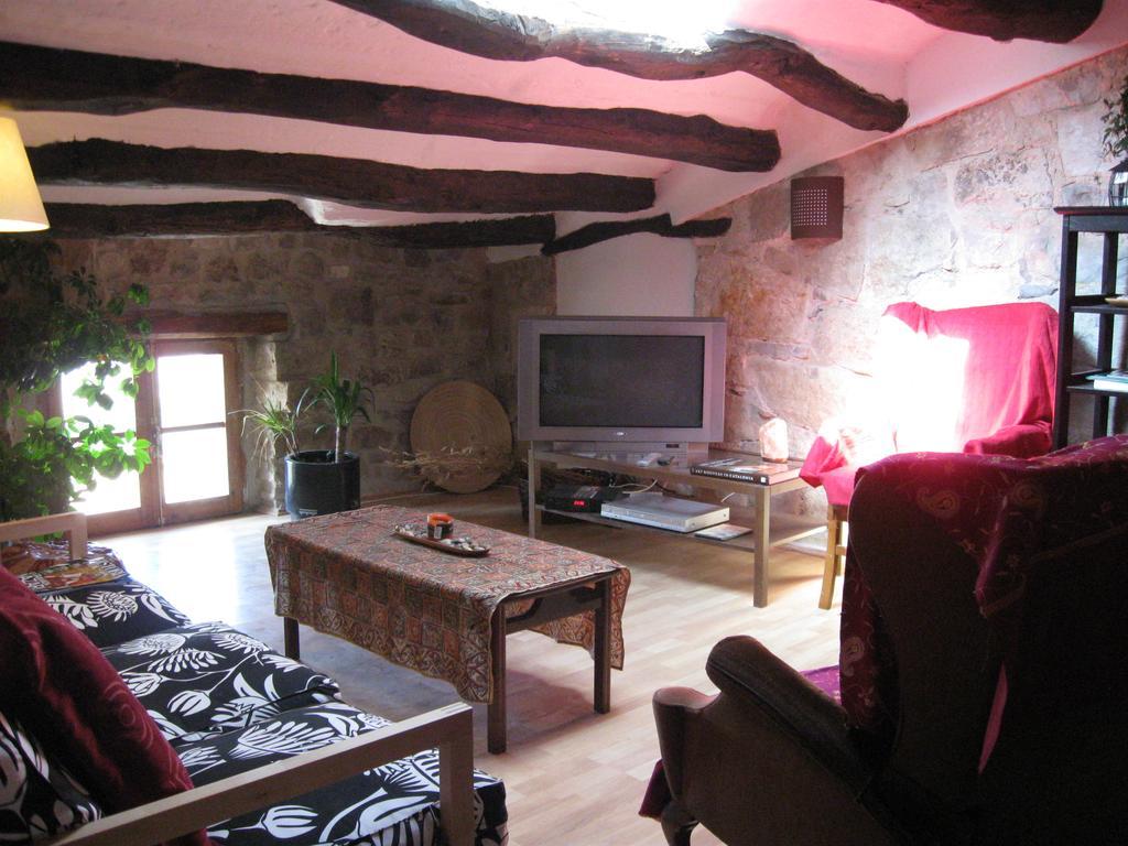 Hotel Rural Horizons On La Ruta Del Cister à Forés Extérieur photo